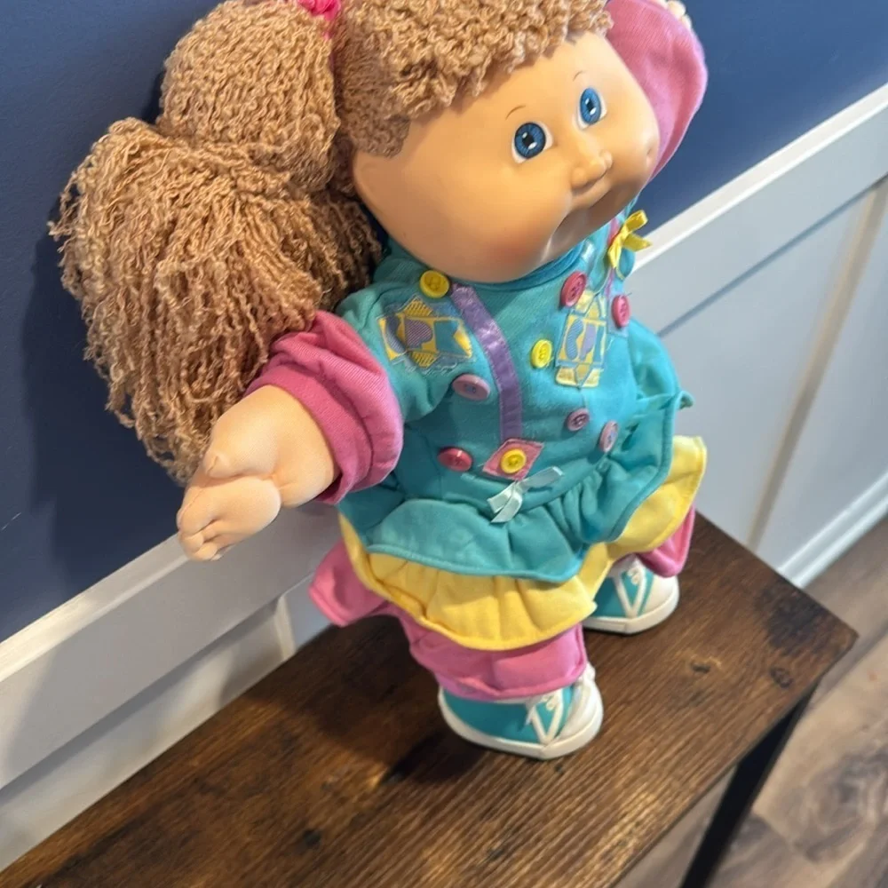 Rare - Cabbage Patch Designer line 1989 - like new condition- coleco